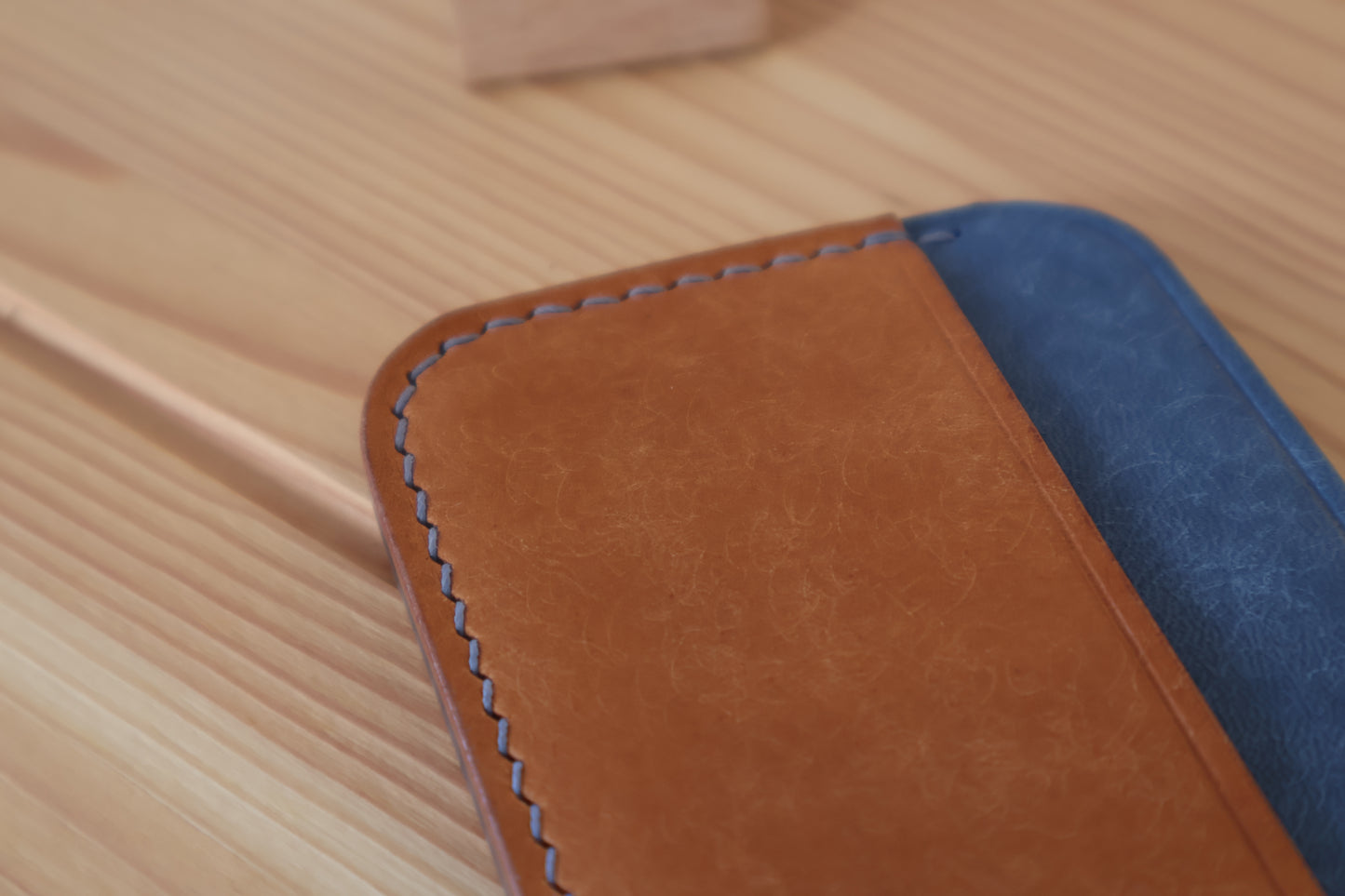 Minimalist Wallet - Almond Blue 3 Slot Cardholder