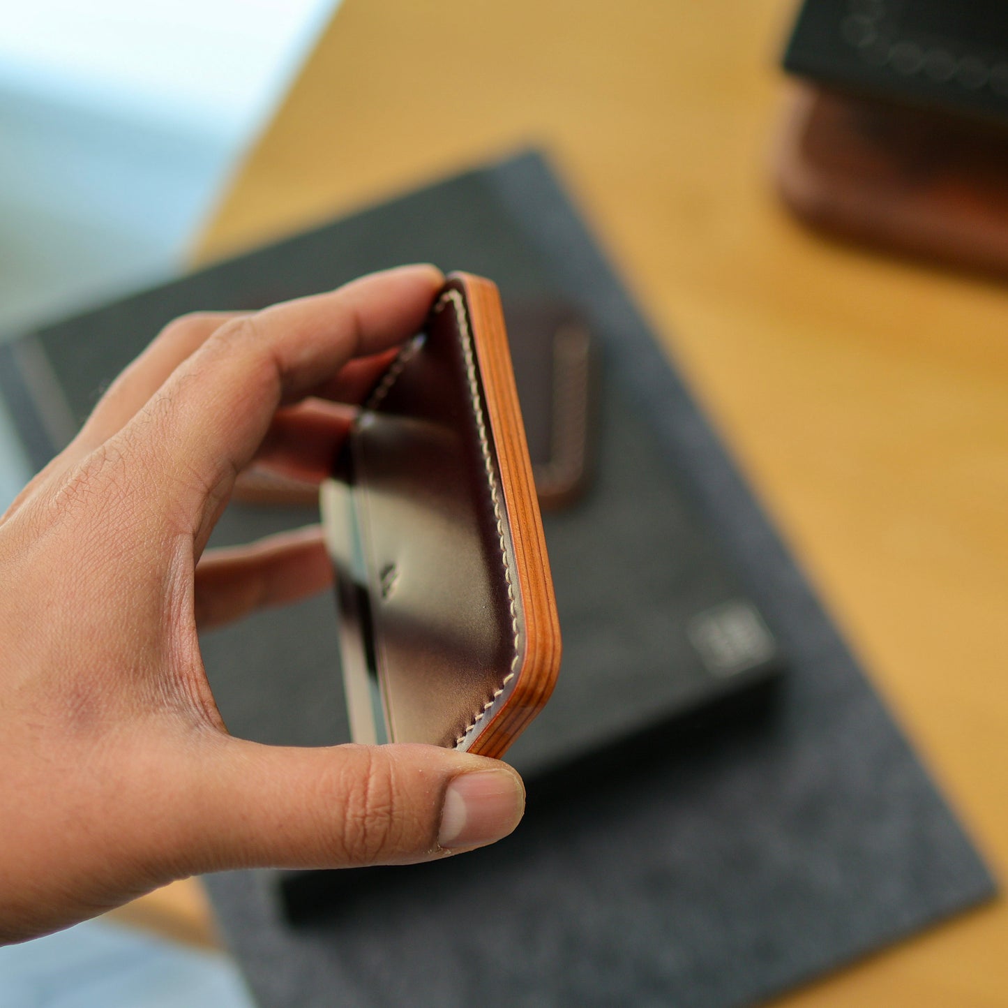 The Minimalist-V Wallet